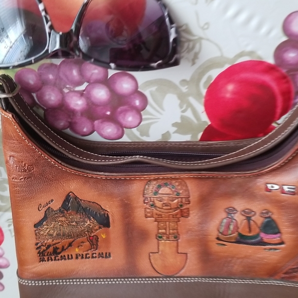 Small bag - Picture 2 of 4